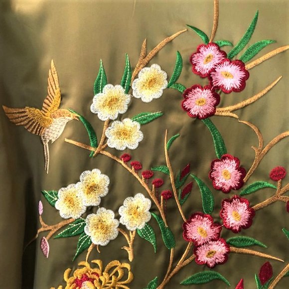 Satin Garden Kimono by Floreat from Anthropologie - Picture 5 of 10